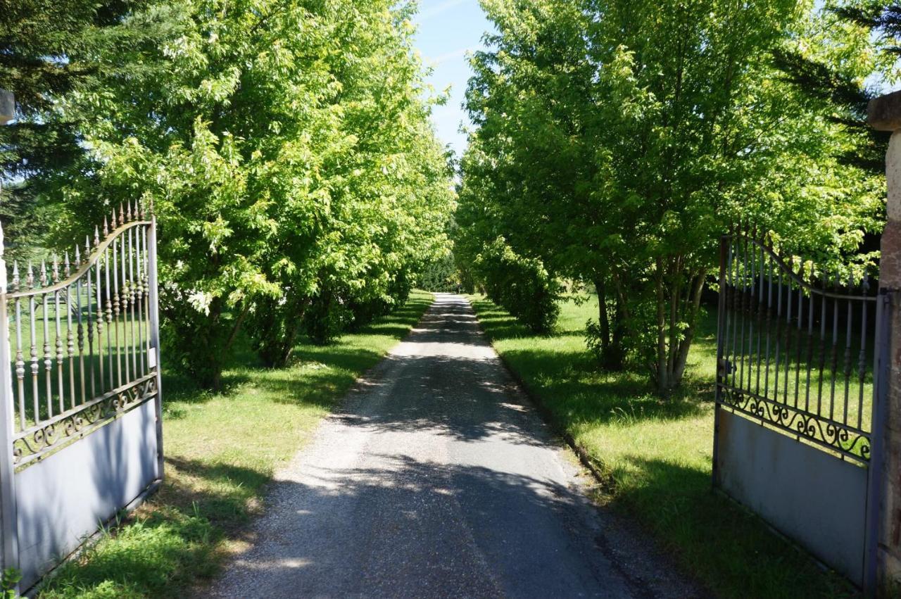 ホテル Domaine De Villot Sainte-Colombe-de-Villeneuve エクステリア 写真