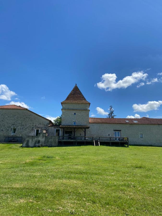 ホテル Domaine De Villot Sainte-Colombe-de-Villeneuve エクステリア 写真